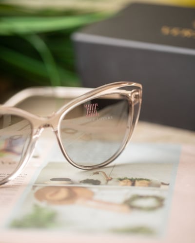 نظارة شمسية نسائية ماركة فرزاتشي