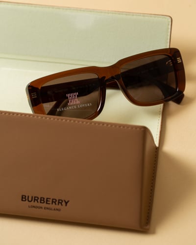 نظارة شمسية مناسبة للجنسين ماركة بربري