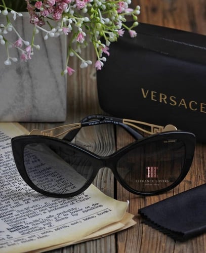 نظارة شمسية نسائية ماركة فرزاتشي