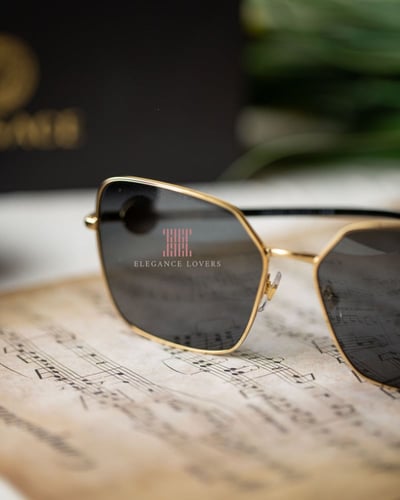 نظارة شمسية نسائية ماركة فرزاتشي