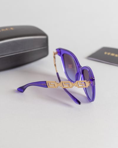 نظارة شمسية نسائية ماركة فرزاتشي