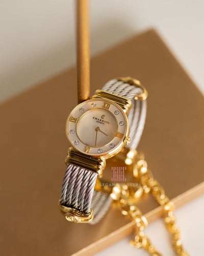 ساعة ألماس نسائية مع إسوارة ماركة شاريول ST TROPEZ...