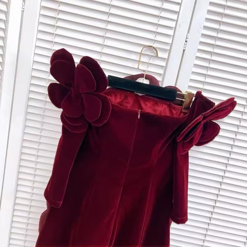 فستان مخمل قصير