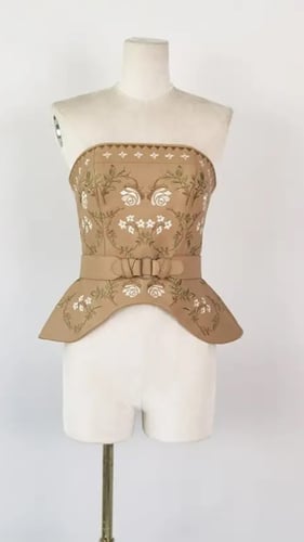 بدله انيقه قطعتين