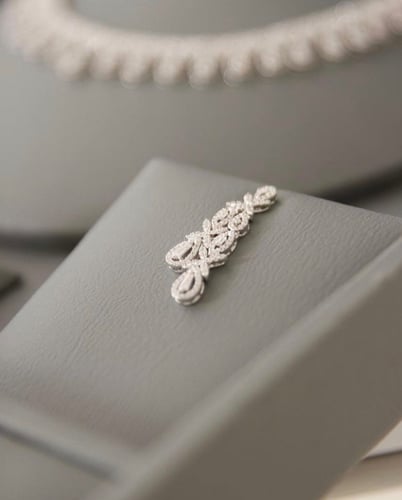 طقم فضي راقي