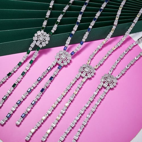 طقم زيركون راقي مرصع بالحجر الفاخر قطعتين