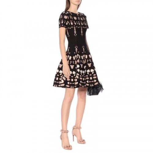 فستان قصير انيق