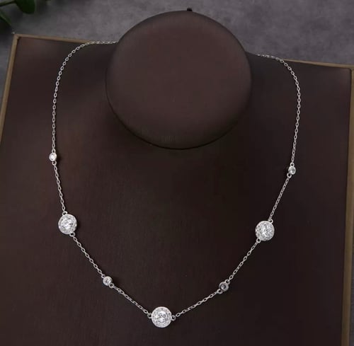 سلسال يومي فضي