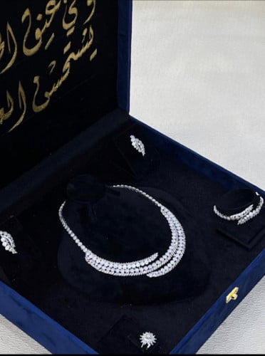 طقم زيركون فاخر من 4 قطع