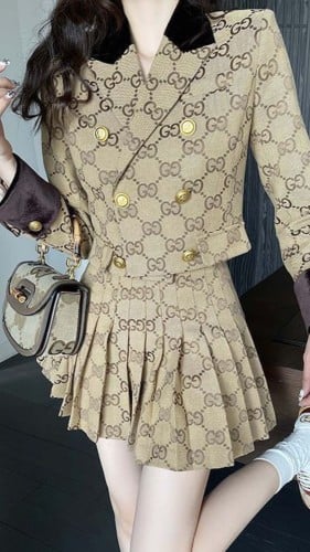 طقم انيق قطعتين