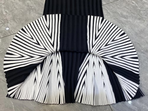 فستان راقي اسود