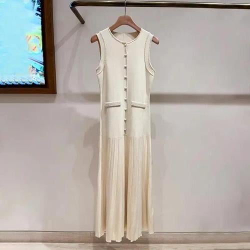 فستان ساندرو