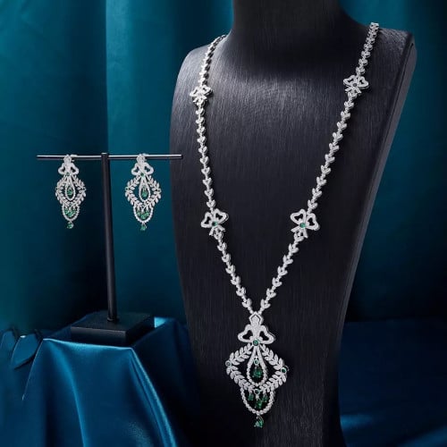 طقم زيركون راقي مرصع بالحجر الفاخر قطعتين