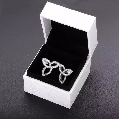 حلق نسائي فضه عيار 925 مرصع بالكرستال