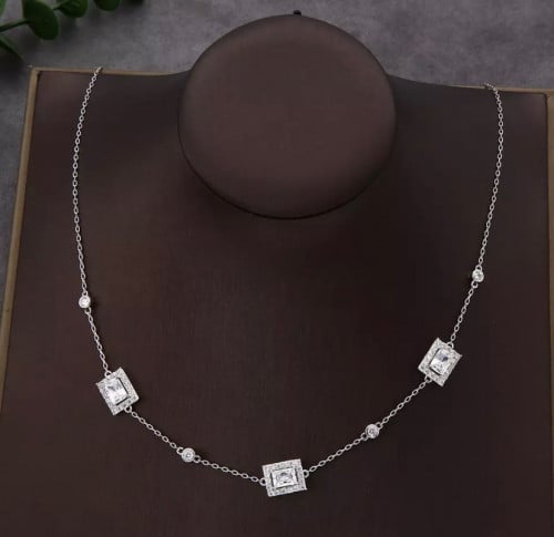 سلسال يومي فضي