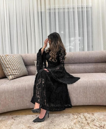 فستان دانتيل