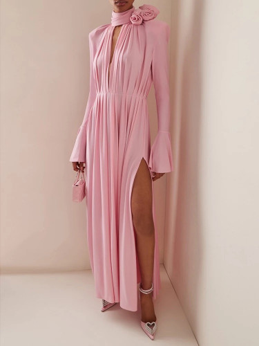 فستان طويل بفتحة