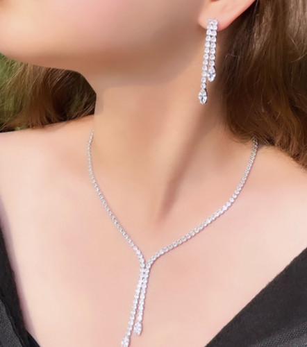 طقم ناعم قطعتين زيركون