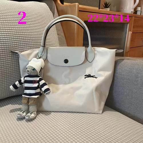 شنطة نسائية راقية وسط