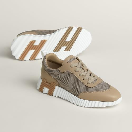 شوز H