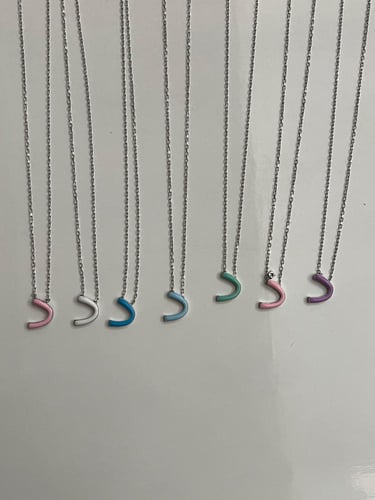 سلسال ميني حرف د ( أبيض )