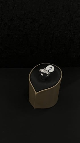 خاتم التونز ذهب ابيض عيار 18 بتصميم الالماس بوزن 2...