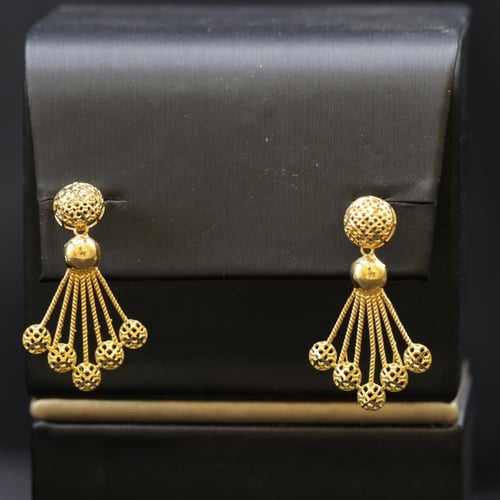 طقم ذهب صافي عيار 21 الكور الملكي