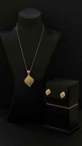 نصف طقم ذهب صافي عيار 21 بالتصميم الهندي الأنيق