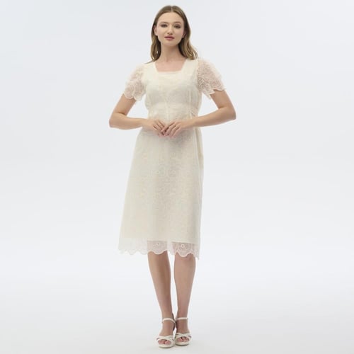 فستان بنقشة أنيقة