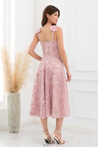 فستان مورد مميز