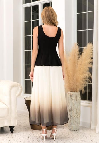 تنورة مموجه