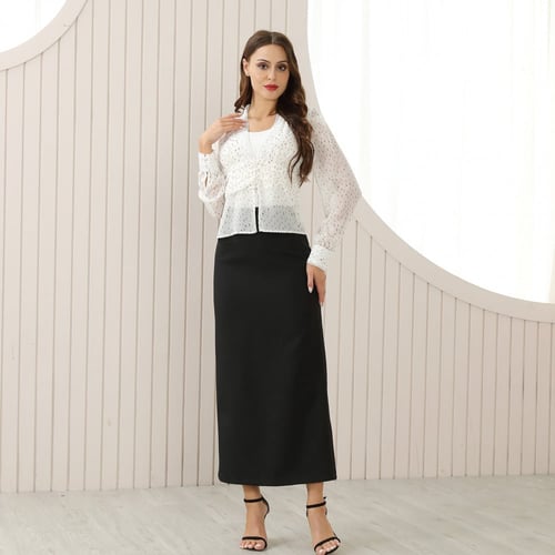 تنورة أسود أنيقة