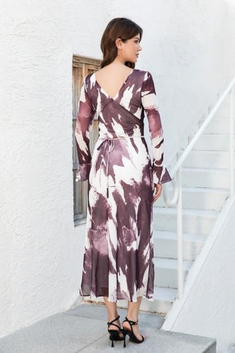 فستان بطبعة مميزة