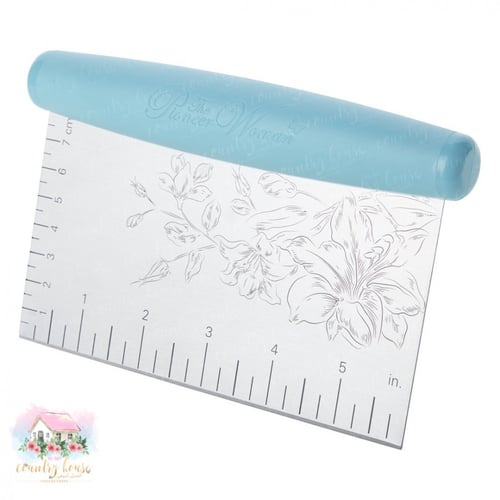 8906 قطاعة معدنية مزخرفة للعجائن