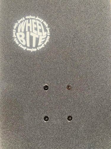 سكيت بورد الحرف اليدوية السعودية 2025 - زلاجة كامل...