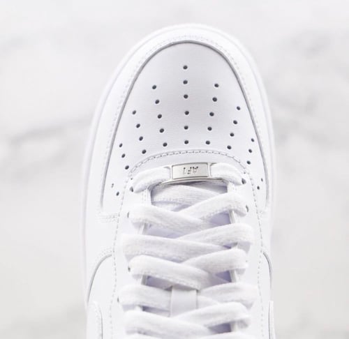 نايك اير فورس ابيض