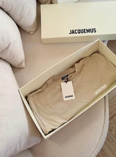 Jacquemus t-shirt