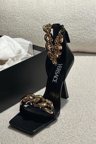VERSACE