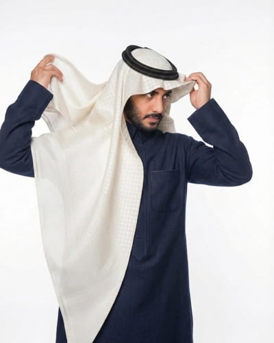 شماغ ملكي خاص بيج