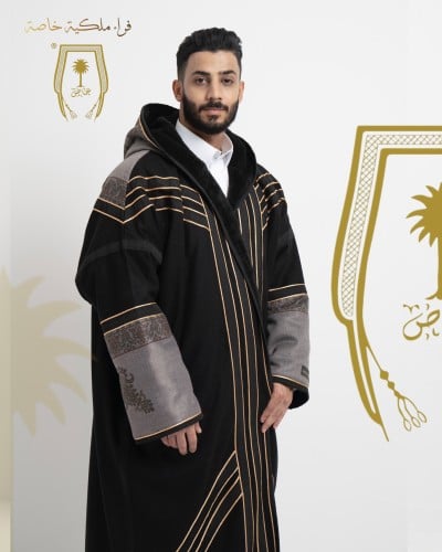 فروة الشال الخاصة أسود