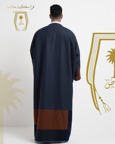 فروة المربع الخاصة كحلي