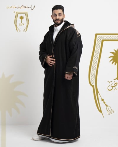 فروة برق الخاصة أسود