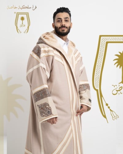 فروة الشال الخاصة بيج