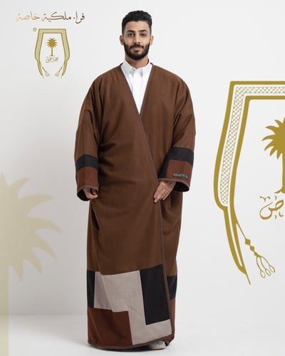 فروة المربع الخاصة أشقر