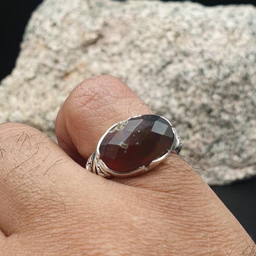 خاتم عقيق جزع يماني مترش موديل ملكي