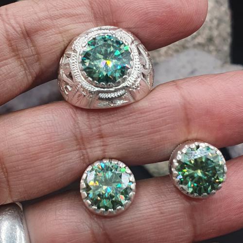 خاتم مع كبك موزنايت عشبي موديل حجازي فاخر