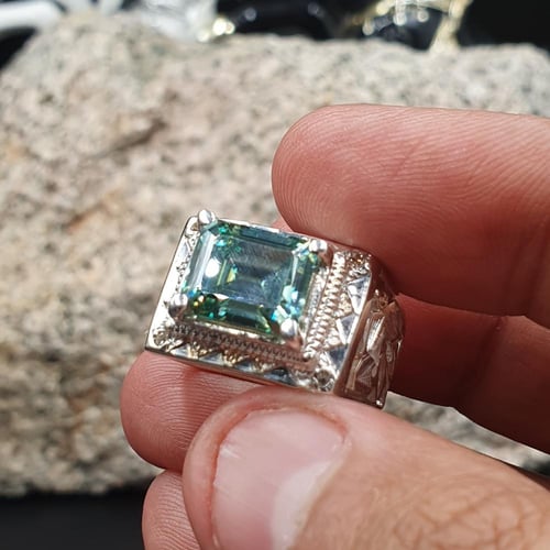 خاتم موزنايت بحري قص مربع مطعم بالالماس