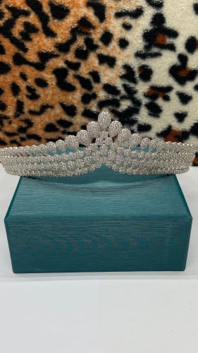 تاج مرصعة احجار الباكليت تصميم الماس