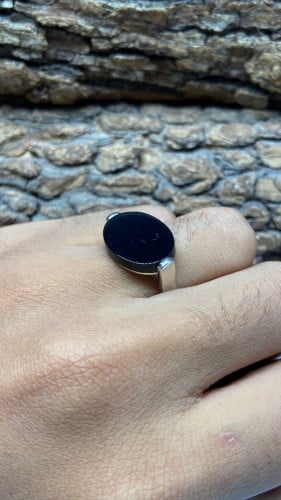 خاتم ملكي لون اسود