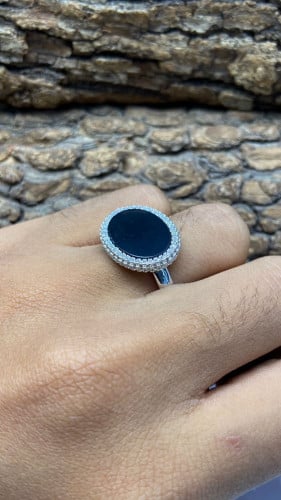 خاتم ملكي لون اسود